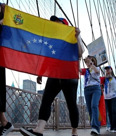 End of TPS for Venezuelans: What Options Do Beneficiaries Have to Avoid Deportation?